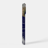 Vollständig erdacht mit Niederdrucksystemen. iPhone 15 Hülle (Rechte Seite)