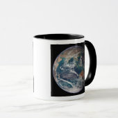 Vollständige Darstellung der Erde mit globalen Dat Tasse (VorderseiteRechts)