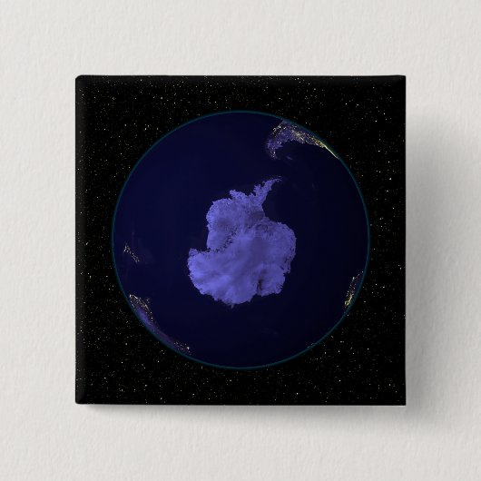 Vollständige Erde in der Nacht mit Lichtern in den Button (Vorderseite)