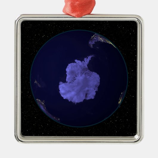 Vollständige Erde in der Nacht mit Lichtern in den Silbernes Ornament (Vorne)