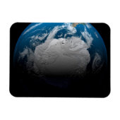 Vollständige Erde mit simulierten Wolken über der  Magnet (Horizontal)