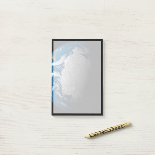 Vollständige Erde mit simulierten Wolken über der Post-it Klebezettel (Auf Schreibtisch)