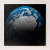 Vollständige Erde mit simulierten Wolken über der  Puzzle (Horizontal)