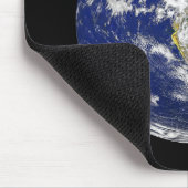 Vollständige Erde mit Südamerika Mousepad (Ecke)