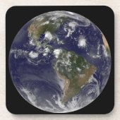 Vollständige Erde mit tropischen Stürmen im Atlant Getränkeuntersetzer (Vorderseite)