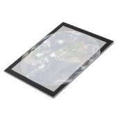 Vollständige Erde mit tropischen Stürmen im Atlant Notizblock (angewinkelt)