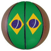 Vollständiger Basketball mit Flagge Brasiliens (Vertikal)