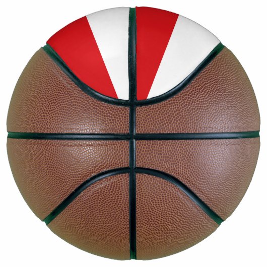 Vollständiger Basketball mit Flagge in Tschechien (Rechts)