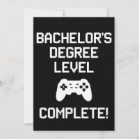 Vollständiger Gaming-Gamer mit Bachelor-Grad