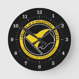 Voluntaryist Clock Runde Wanduhr