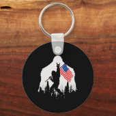 vom Juli Shirt Bigfoot Sasquatch, US-amerikanische Schlüsselanhänger (Vorderseite)