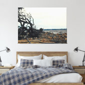 Vom Wind geprägter Baum an einer felsigen Küste Leinwanddruck (Insitu (Schlafzimmer))