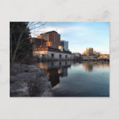 Von alt bis neu - Gebäude direkt am Wasser - Hull  Postkarte (Vorderseite)