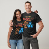 Von Biochemie und Tee angetrieben (Unisex)