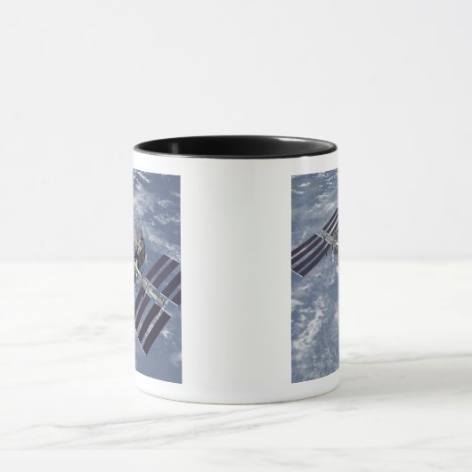 Von Computer generierte Ansicht 2 Tasse (Zentrum)