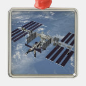 Von Computer generierte Ansicht 3 Silbernes Ornament (Vorne)