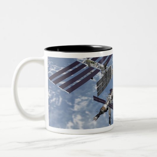 Von Computer generierte Ansicht 3 Zweifarbige Tasse (Links)