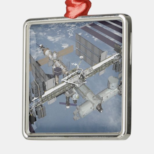 Von Computer generierte Ansicht 4 Ornament Aus Metall (Links)