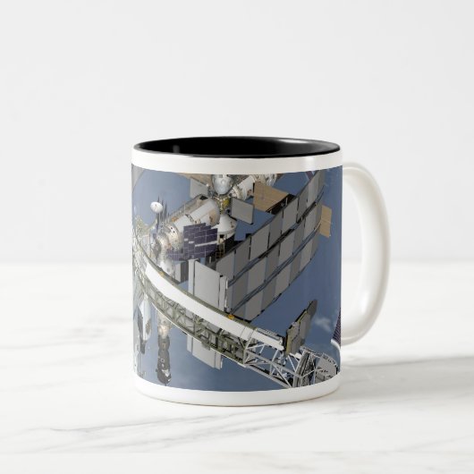 Von Computer generierte Ansicht 5 Zweifarbige Tasse (VorderseiteRechts)