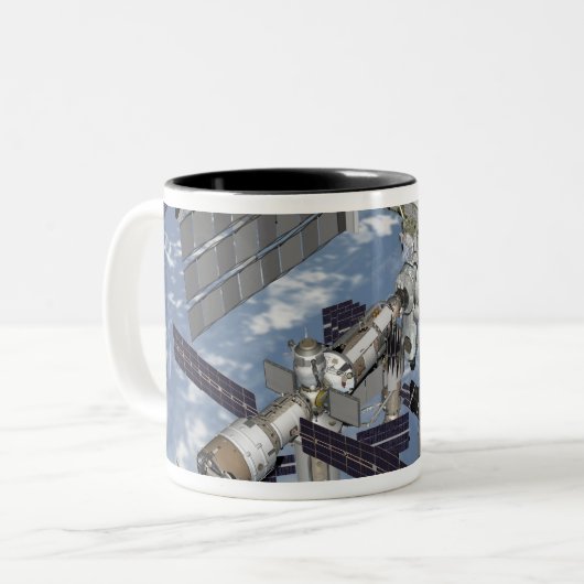 Von Computer generierte Ansicht 6 Zweifarbige Tasse (Vorderseite Links)