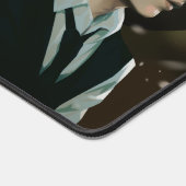 Von der Computer-matte mit Stacheldraht gehaltene Schreibtischunterlage (Ecke)