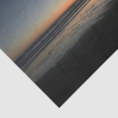 Von der Dämmerung bis zur Dämmerung am Foto. Seidenpapier (Ausschnitt)