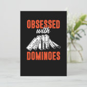 Von Dominoes Tiles Puzzler-Spielgeschenk besessen Einladung (Stehend Vorderseite)