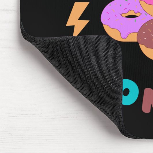 Von Donuts angetrieben Mousepad (Ecke)