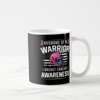 von einem Brustkrebs-Sensibilisierungsfußball eine Kaffeetasse
