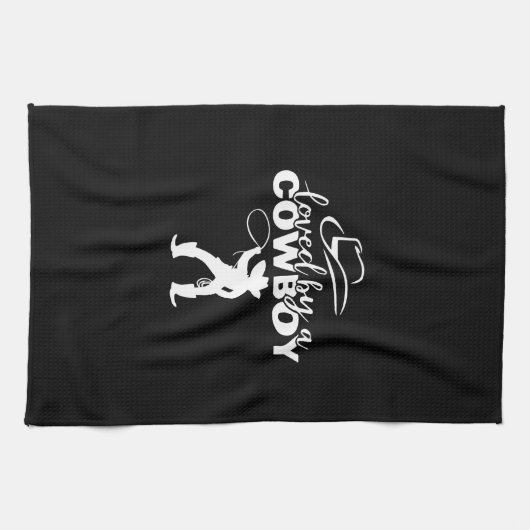 von einem Cowboy geliebt Geschirrtuch (Horizontal)