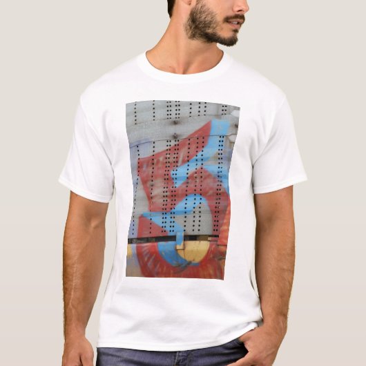 von fünf T-Shirt (Vorderseite)