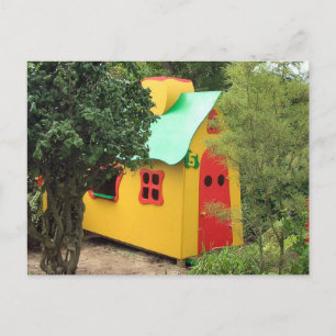 Von Gaudi inspiriertes Spielhaus Postkarte