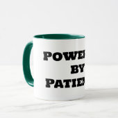 Von Geduld angetrieben Tasse (Vorderseite Links)
