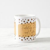 Von Glaube und Kaffee gespeist Kaffeetasse (VorderseiteRechts)