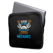 Von Gott durch Mechanik Laptopschutzhülle (Vorderseite Links)