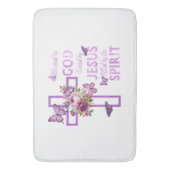 Von Gott Gerettet, gesegnet von Jesus Lila Blumenk Badematte (Vorderseite Vertikal)