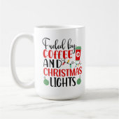 Von Kaffee und Weihnachtsbeleuchtung gespeist Kaffeetasse (Links)