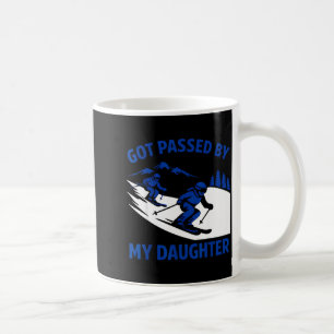 Von meiner Tochter überholt Ski-Vater Lustiger Ski Kaffeetasse