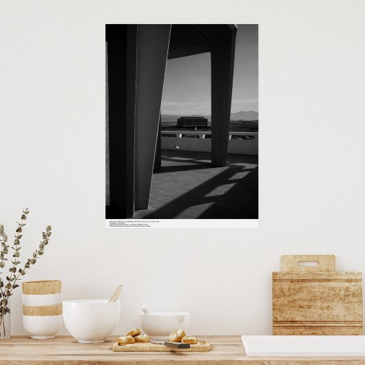 Von Porch of Physics Lecture Hall Gebäude Poster (Küche)