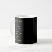von Solar Eclipse 2024 Interaktive Karte Texas Ecl Kaffeetasse (Vorderseite Links)
