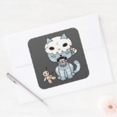 Voodoo Cat on Dark Gray Quadratischer Aufkleber (Umschlag)