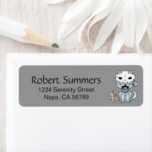 Voodoo Cat on Gray (Insitu)