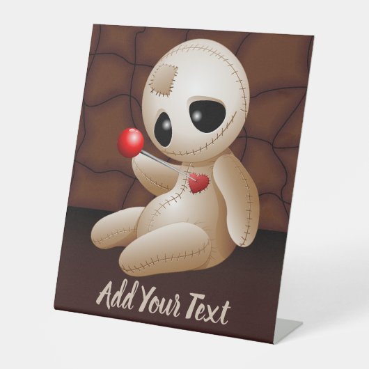 Voodoo Doll Cartoon in der Liebe Sockelschild (Vorderseite)