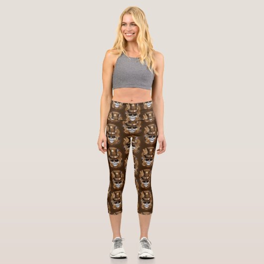 Voodoo-Retro-Maschine Capri Leggings (Vorderseite)