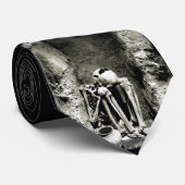 Vor-Kolumbianisches Gravesite Skelett Krawatte (Gerollt)