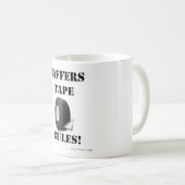 Vorarbeiter-Band ordnet Tasse an (VorderseiteRechts)