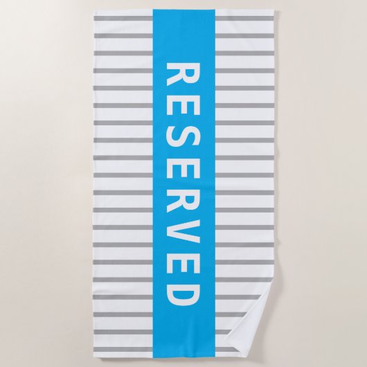 VORBEHALTEN oder Name, Sky Blue & Gray Streifen Strandtuch (Vorderseite)