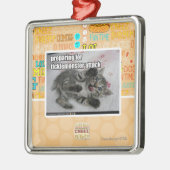 Vorbereiten für Ticklemonster Angriff Ornament Aus Metall (Links)