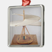 Vorbildliche Rekonstruktion von da Vincis Entwurf Ornament Aus Metall (Links)