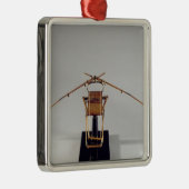 Vorbildliche Rekonstruktion von da Vincis Entwurf Silbernes Ornament (Rechts)